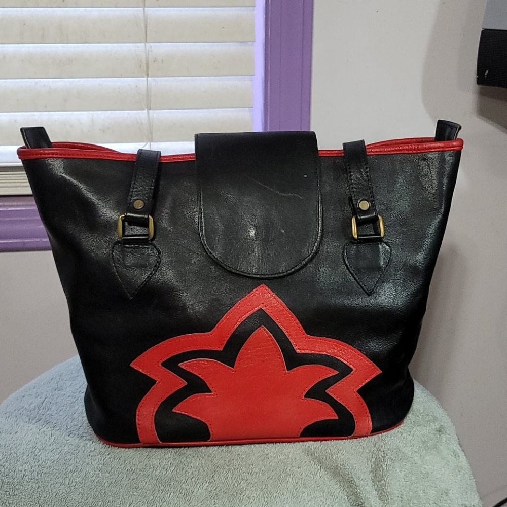 "Classic New" Purse